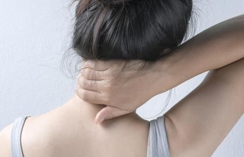 慢性疾病|长期散步对身体好吗?医生:50岁之后,常做这3件事或比散步好