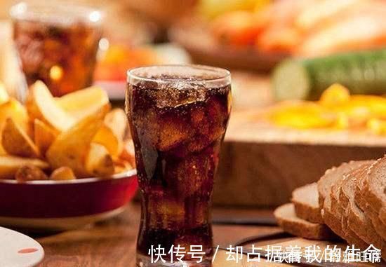 厨房|如何清理厨房油烟机污渍4个小妙招5分钟搞定快来学习下吧