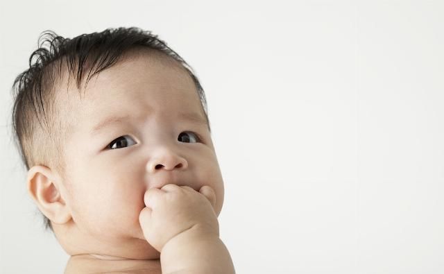 感叹|6岁女童三年没长高，医生感叹太贪吃2种食物，积食脾虚长不高