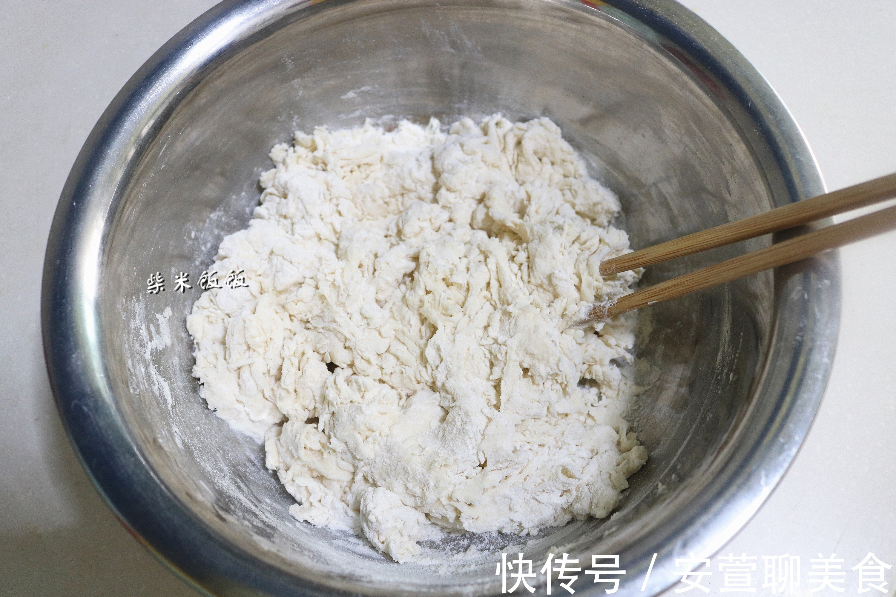 包子|做肉包子,我家就爱这个馅,4种食材搭配,一年四季吃不腻