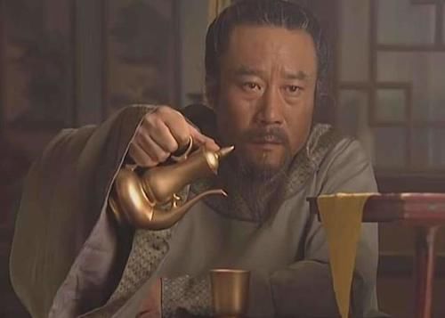 老大|在重大的招安问题上,梁山老大宋江真正的错误到底是什么?