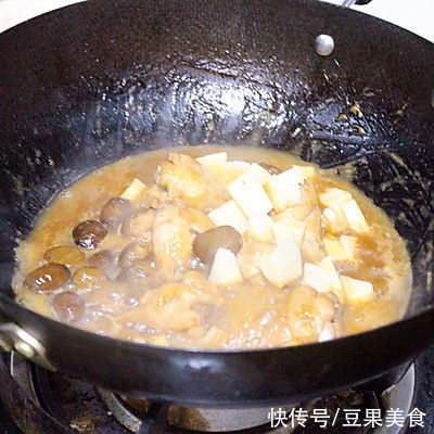 袁枚|大吉（鸡）大利（栗）～栗子鸡