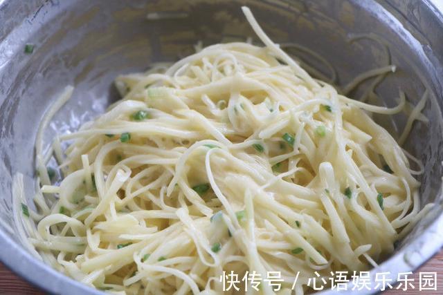 土豆丝饼|土豆丝饼操作要点,5个常见错误要避开,保证每个都外焦里嫩