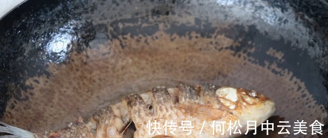 今天才知道，去鱼鳞原来这么简单，只需一个塑料袋，干净不乱飞！