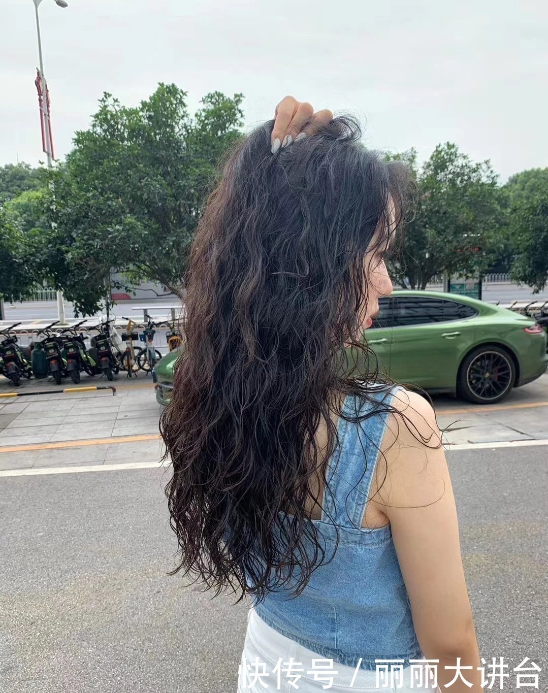 秋冬 秋冬发型别乱剪,新时尚发型19款送给大家,洋气时尚好打理