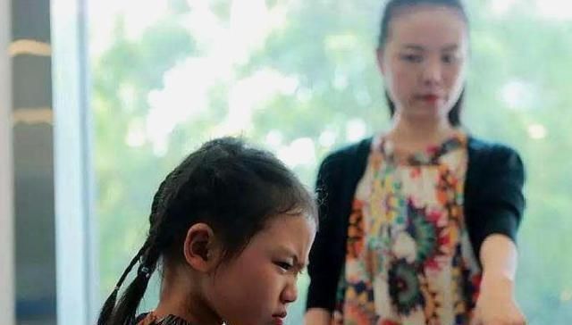 年龄|孩子到了这个年龄,你要记得给孩子零花钱,很多家长给晚了