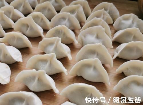 调饺子馅料,“3放3不放”要牢记!不论调什么馅料都鲜嫩,贼香