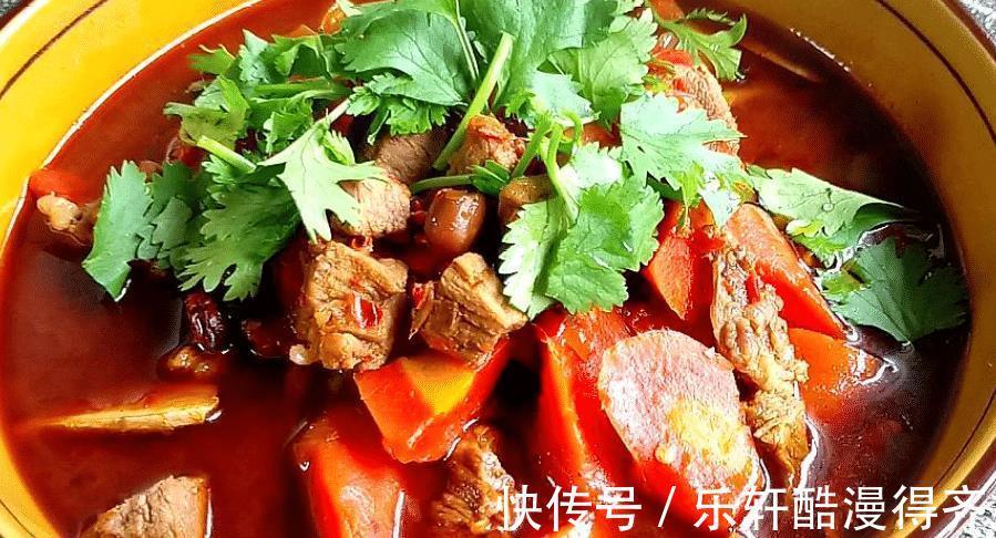 面条|胡萝卜红烧牛肉面,经过简单的制作,让面条拥有香浓味道