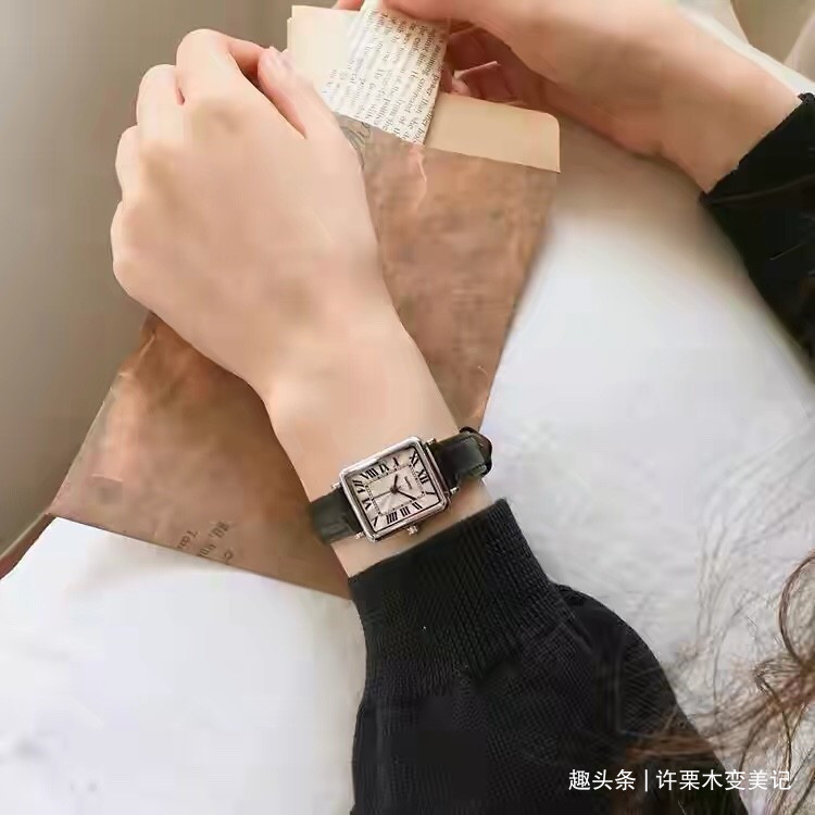 女人&女人手表戴左手好,还是右手好别再戴错被人嘲笑,值得收藏学习