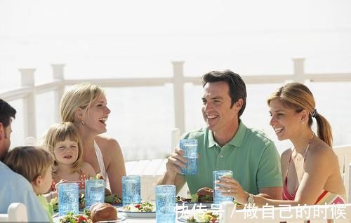 事项|早上第一杯水讲究很多，4点注意事项，你可别喝错了