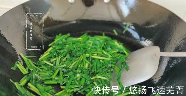 椒盐粉|秋冬交替,少吃鸡肉鸭肉多吃它,眼睛干涩多吃点,炒着吃真的好鲜!