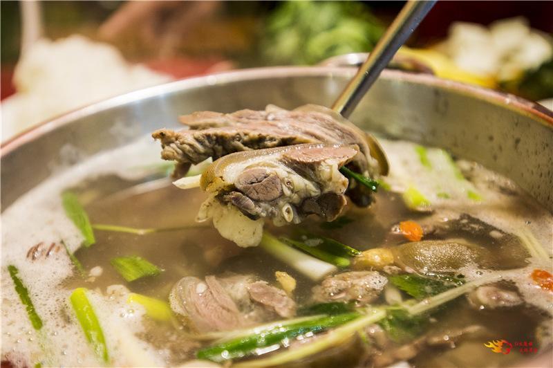 楚雄冬天最暖心的美食,吃起来……