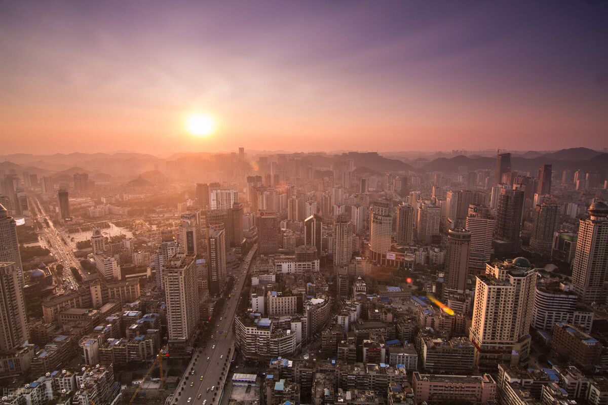 大城市|三四线城市的房子有升值空间吗？内行人：看看这两点情况就清楚了