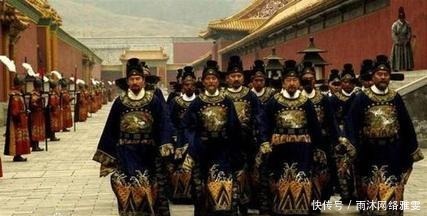 勤政|清朝比明朝皇帝普遍勤政,为何统治时间却还少10年