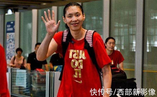 队长|39岁女篮前队长陈楠近况:退役后当上教练，嫁给高官生下2子