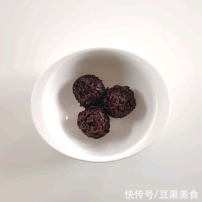 紫米粒|好吃不贵的紫米奶茶做法，超级入味，老人小孩都爱吃