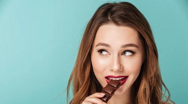 最长脂肪的食物,不是炸鸡,相当于“吃油”,馋嘴的人要管住嘴巴