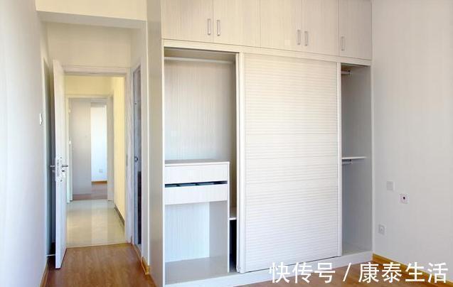 极简|装修极简风格非常满意，家具进场晾着通风中，晒晒！