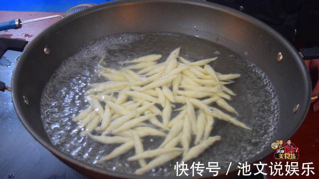 凉拌土豆面鱼最好吃的家庭做法,简单美味又解馋,看看你喜欢吃不