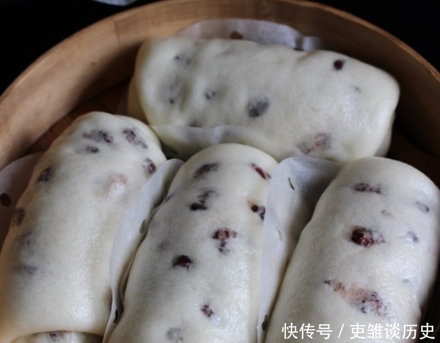 煮粥|红豆别再煮粥,我家这样吃,一卷一蒸,又软又甜,一周3回还嫌少