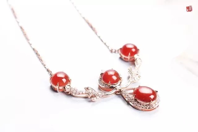 我们用红色征服了全世界!