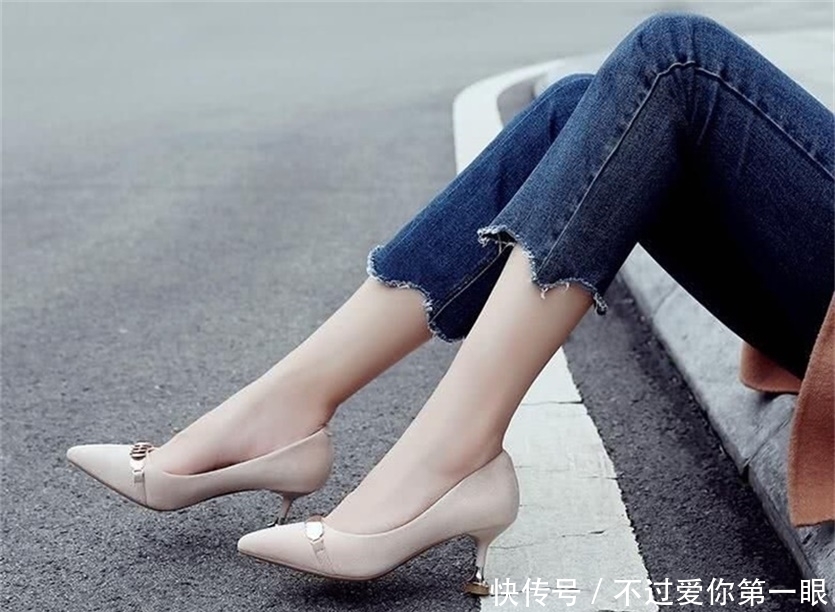 尖头|简约而不简单的尖头高跟鞋鞋，提升女人高贵气势