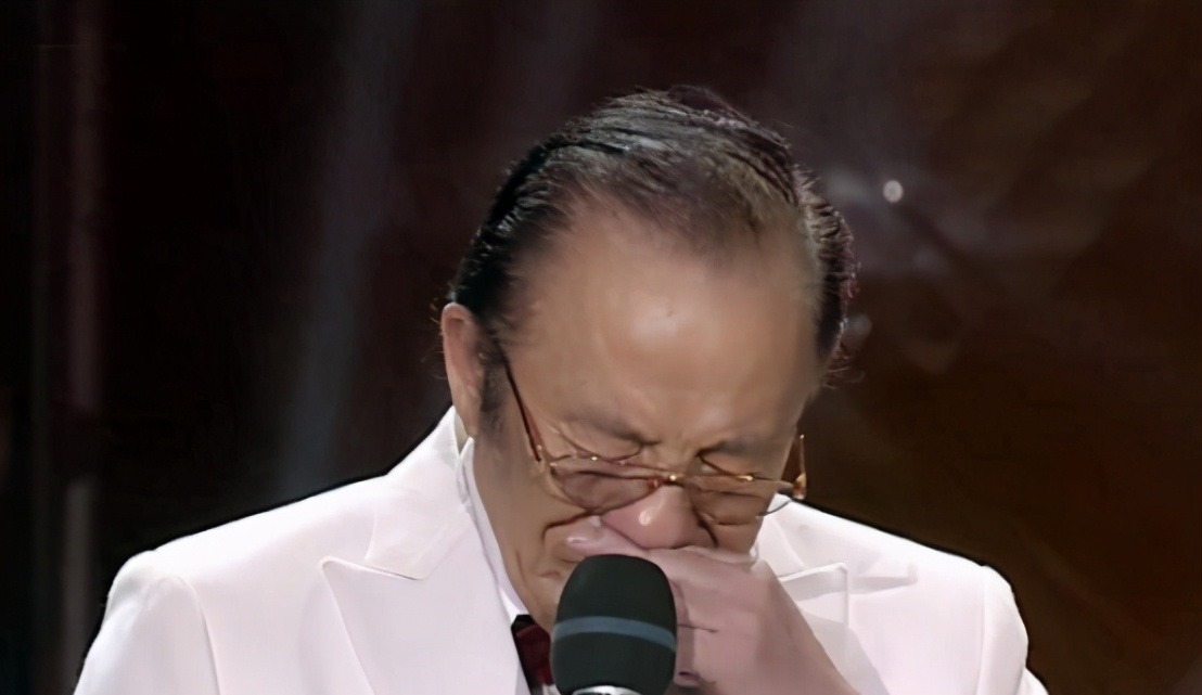 闪婚|著名歌唱家杨洪基与妻子交往半年就闪婚,48年从不敢直呼其名