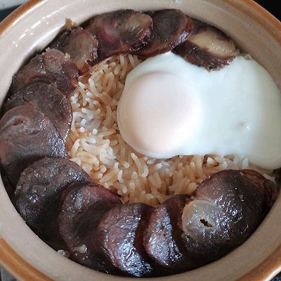 饭汁|三拼煲仔饭