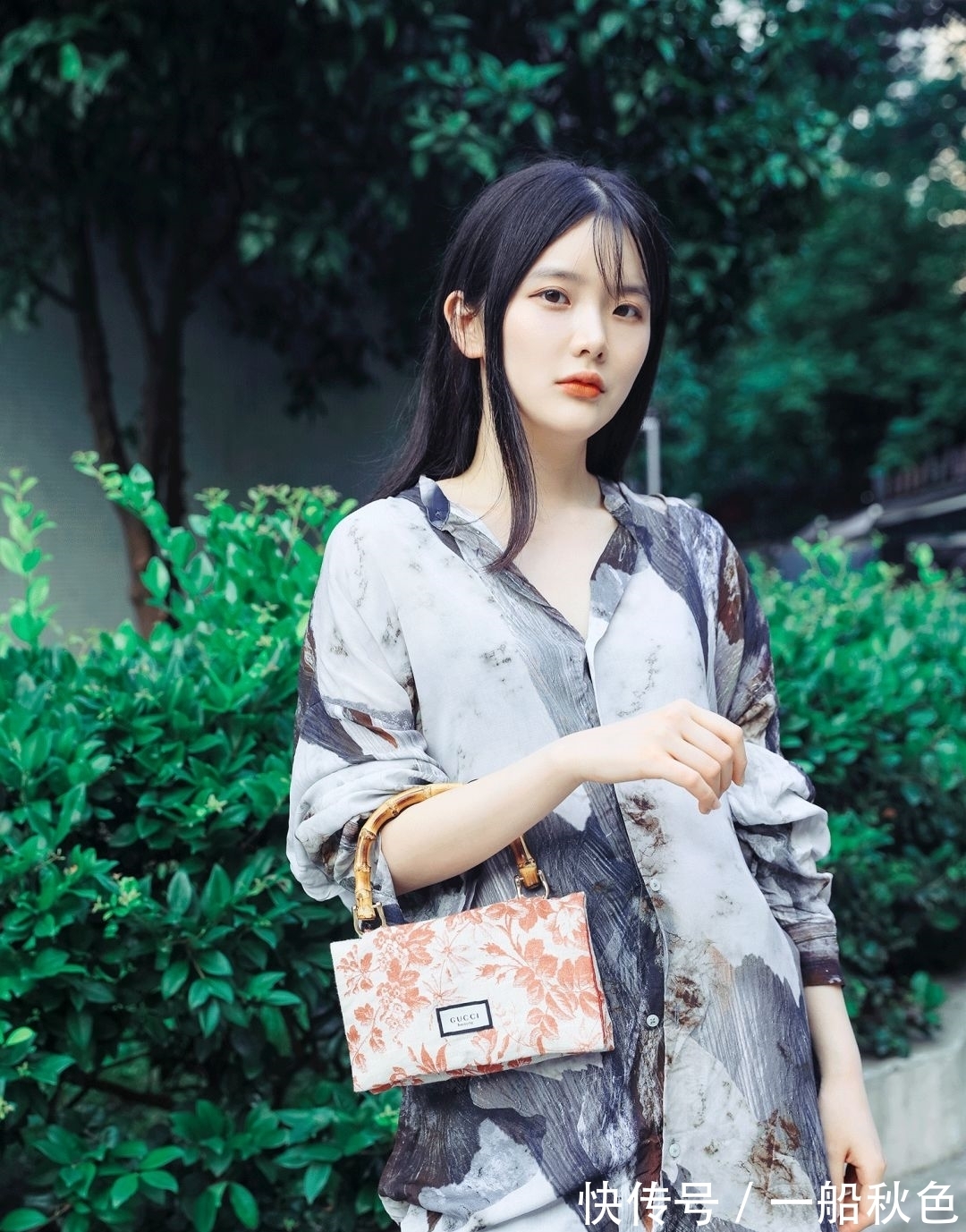 教学 手把手教学｜闲置的购物纸袋和防尘袋也能变成时髦包包