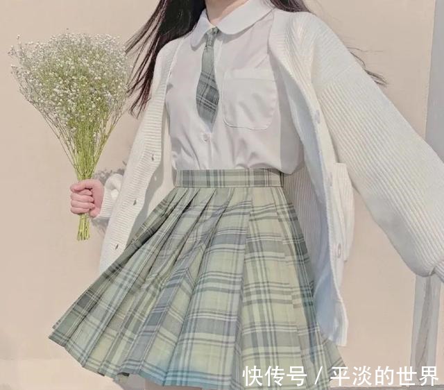 百褶裙 男生最讨厌的4种女生穿搭!男生最讨厌的4种女生穿搭!