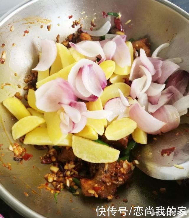 过年家里聚餐，推荐10个干烧菜，不用加水，烧出来特别下饭，还香