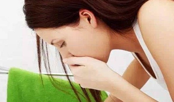 莲子|体内湿气重,会有以下3个表现,吃3种食物,排出湿气,身体健康