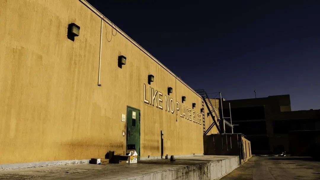 为什么「裸体商品」越来越火了？