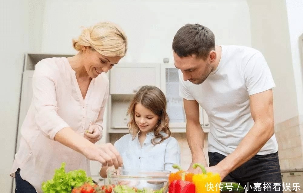 父母|听话的孩子少操心,平时言语要恰当,聪明的父母还这样做