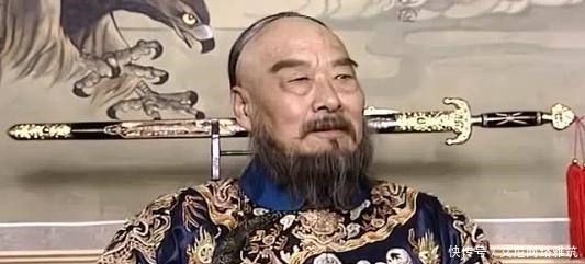 多尔衮|鳌拜是多尔衮的功臣,顺治的能臣,为何到康熙这偏偏成了大奸臣?