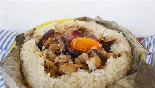 想吃糯米鸡不用买,在家做真材实料,一口气能吃2个,比茶市好吃