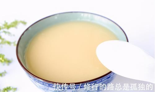 血液粘稠|血管“洗涤剂”已找到,洋葱靠边站,水里放一勺,冲走高血脂