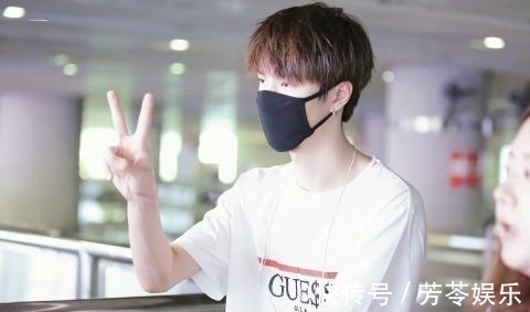 《街舞4》选手作品感动众人!王一博罕见失声痛哭,韩庚暖心安慰