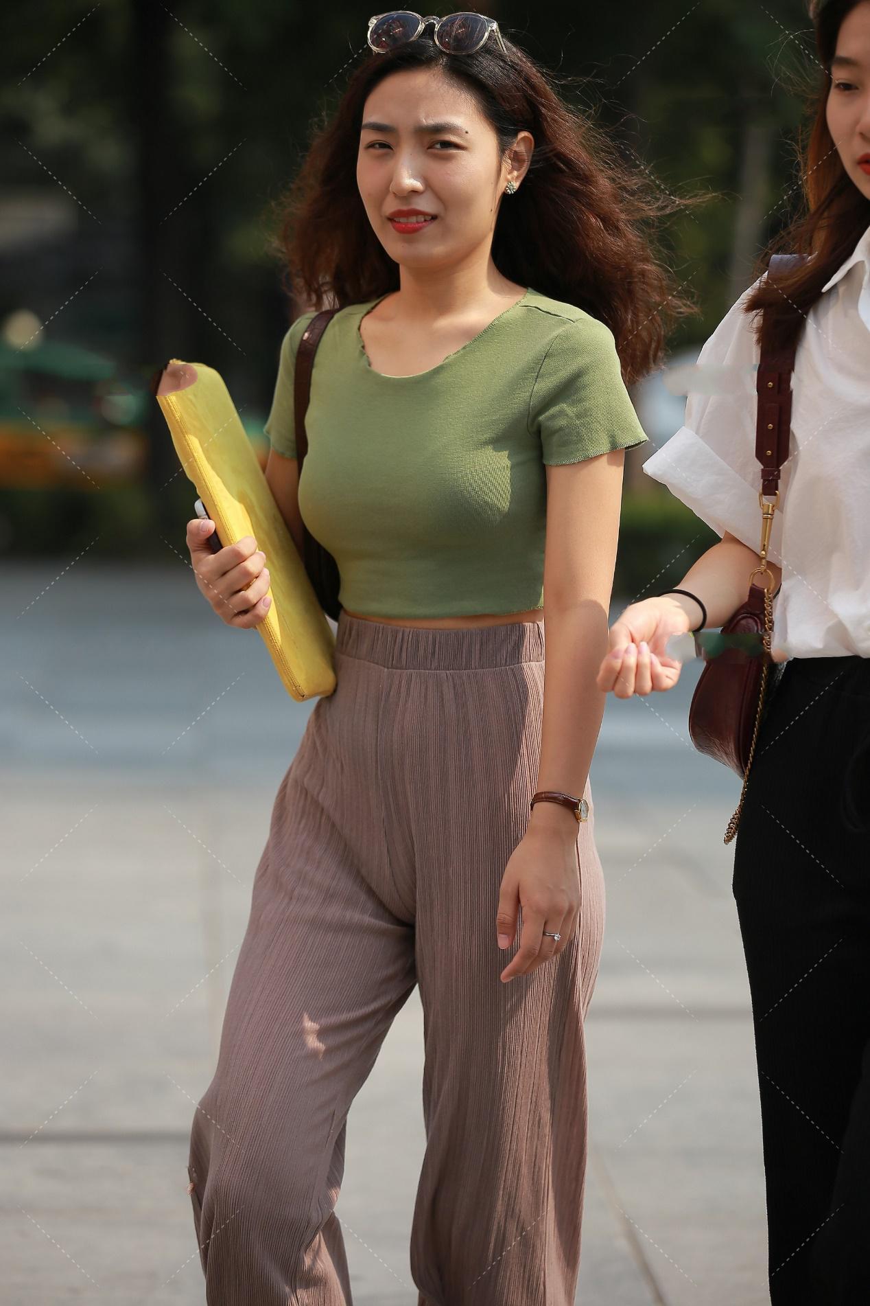 彩色|短袖搭配阔腿裤很休闲, 彩色穿搭很有活力