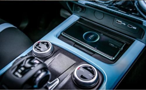 坦克300莫奈限定版：我是要成为“白月光”的车