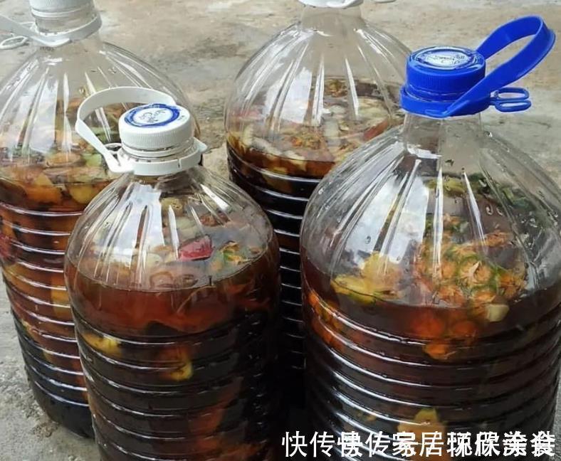 自来水|茉莉花，天生就是“醋坛子”！夏季1个月浇3次，叶不黄开花旺