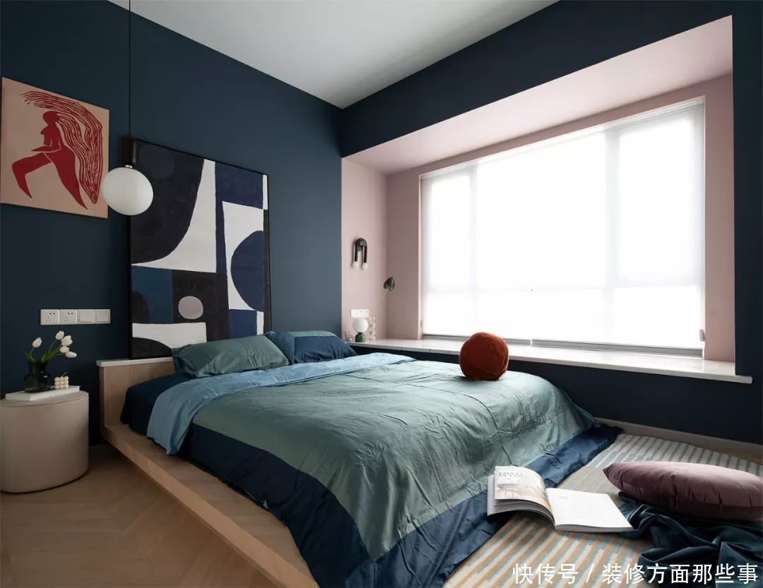 三居|90平个性三居装修，这样的隐形门设计，还是头一次见！