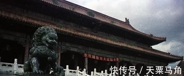 紫禁城|1949年前夕的故宫彩色老照片，有些破旧，游客很少！