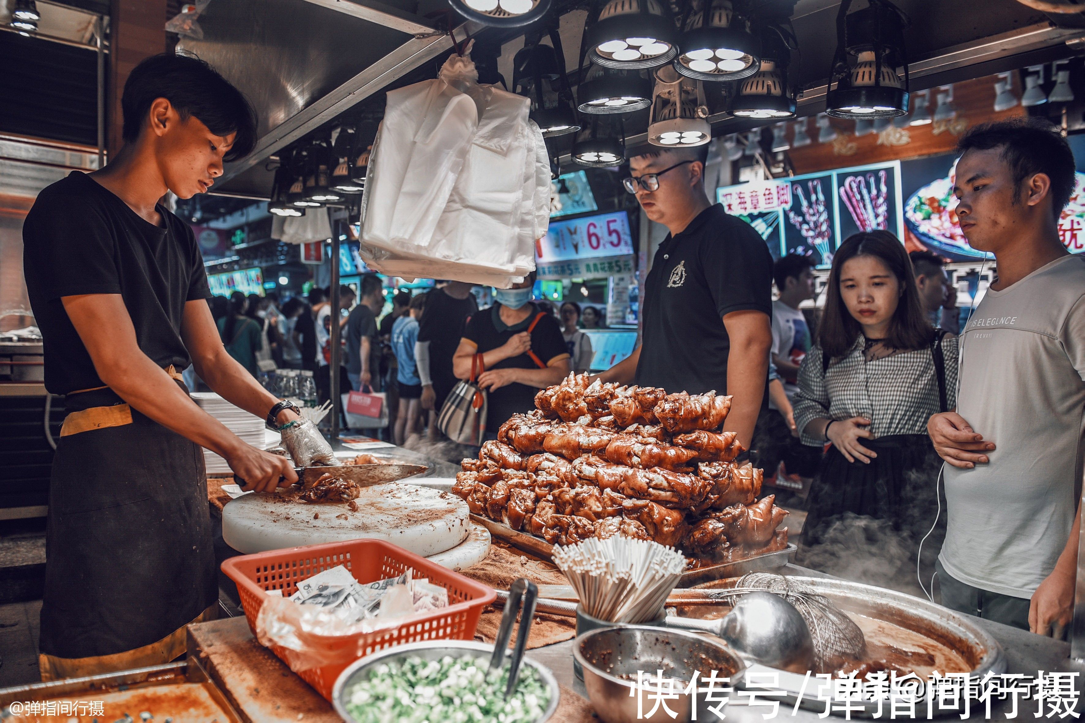 风味小吃|中国3条著名美食街，风味小吃深受游客喜爱，但本地人却不太捧场