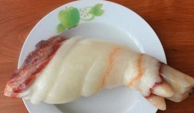 猪蹄|女儿生下外孙没母乳,妈妈给女儿炖猪蹄,女儿看到后哭笑不得