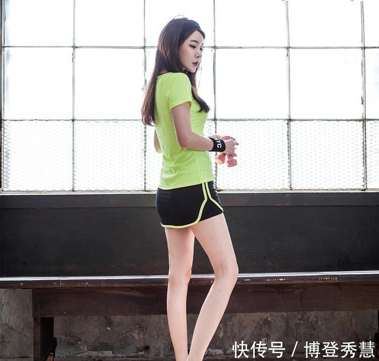女性|运动打底裤美女:尽显女性优雅凹凸有致的身材曲线