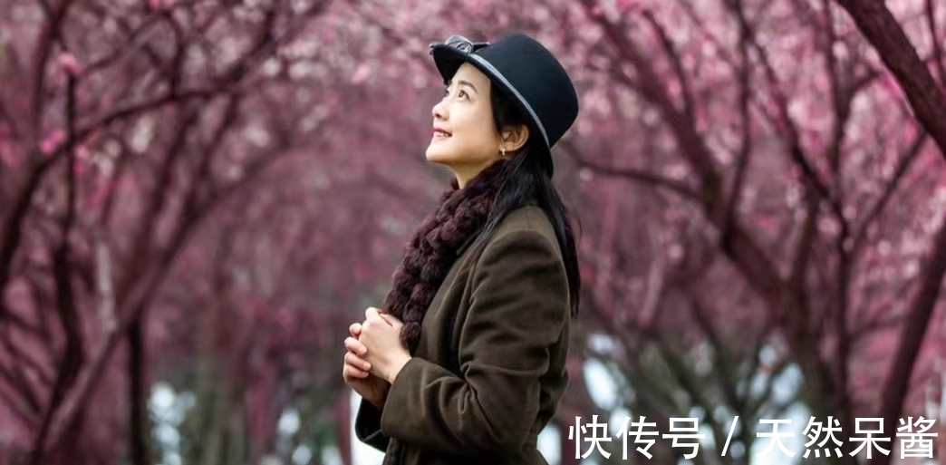 七律$七言格律:已将夙愿酬新月,妙有真空没齿嵌