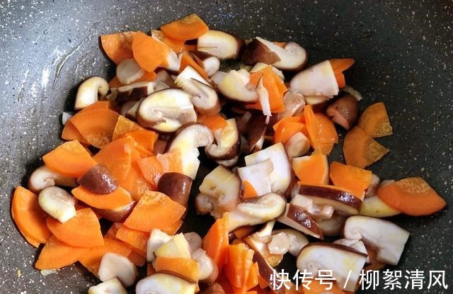 天冷了,分享4道热乎乎家常炖菜,下班回家做一锅,吃着暖和舒服!