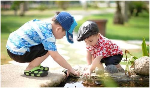 孕妇应当|孕妇在妊娠期时，由于胎儿的发育，应当特别注意安全