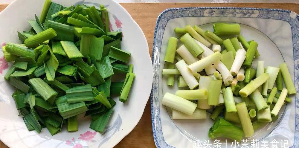 炒腊肠，直接下锅炒不好吃，大厨：多加1步，腊肠香味醇厚口感好